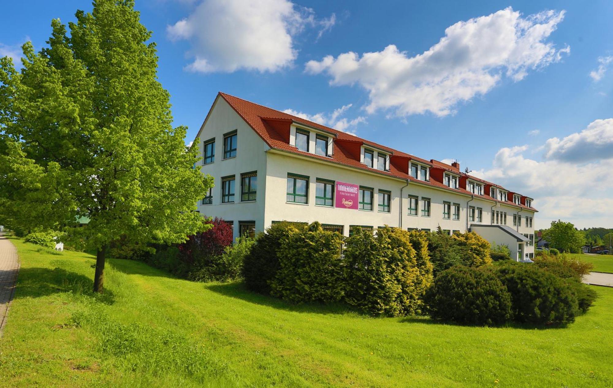 Hotel Sportwelt Radeberg Exteriör bild
