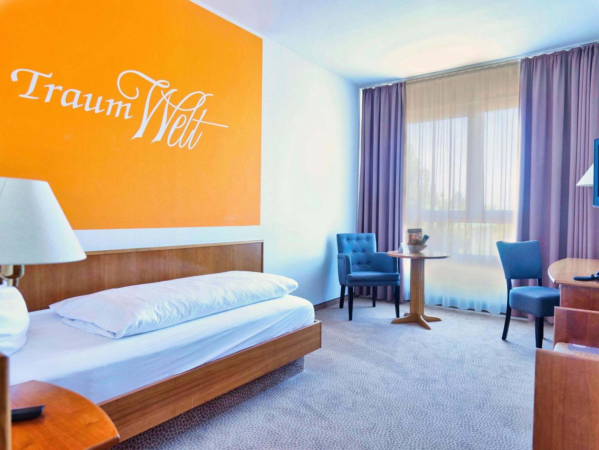 Hotel Sportwelt Radeberg Exteriör bild