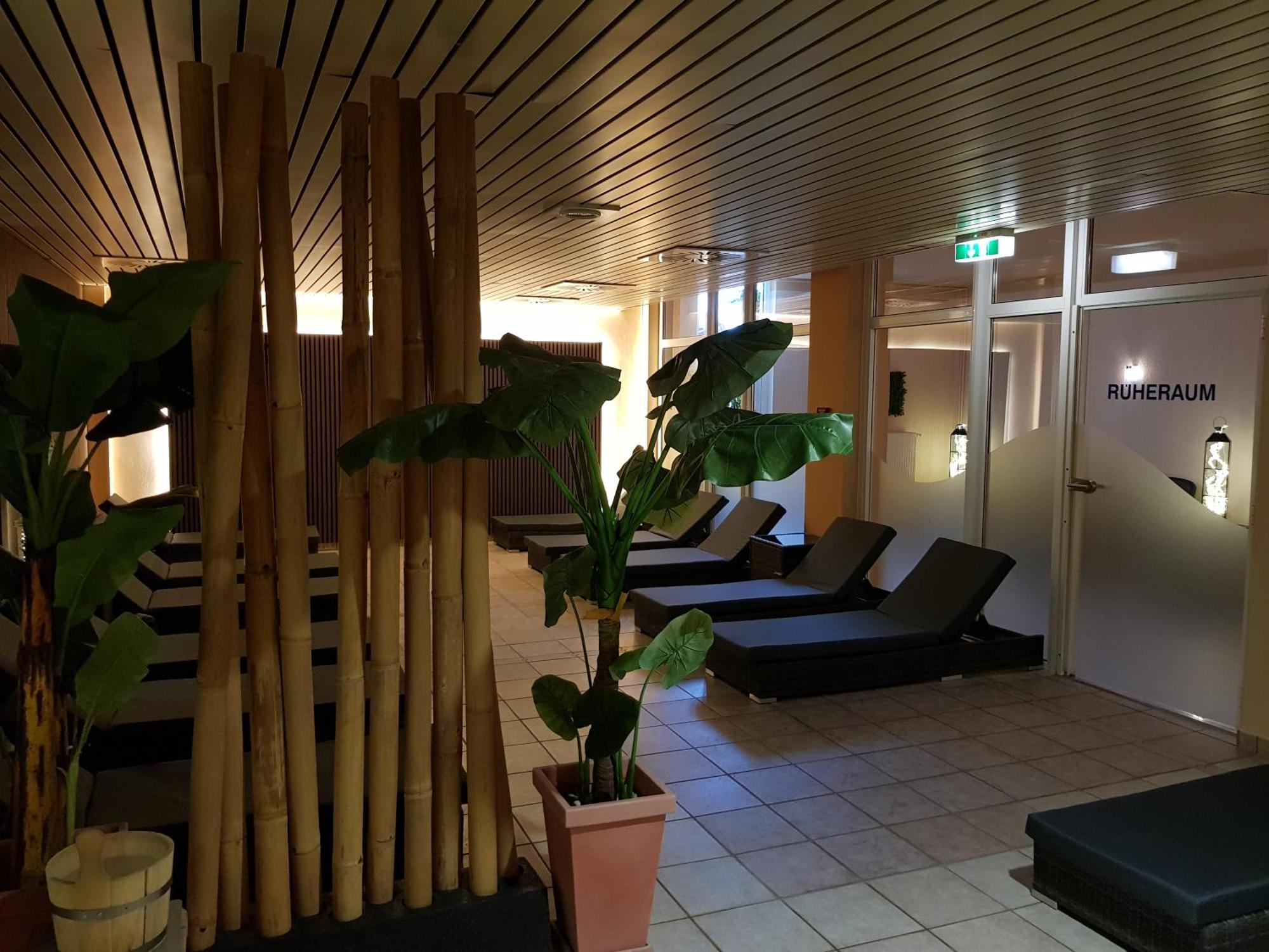 Hotel Sportwelt Radeberg Exteriör bild